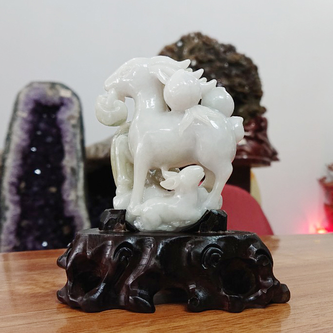 Dê mẹ con ngọc cẩm thạch (jadeite)