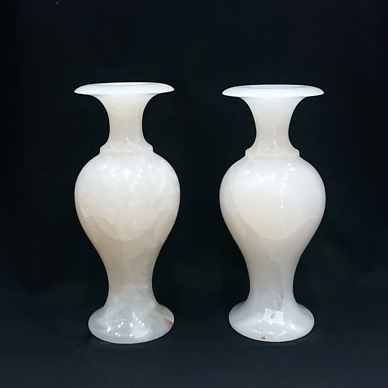 Đôi lục bình onyx trắng