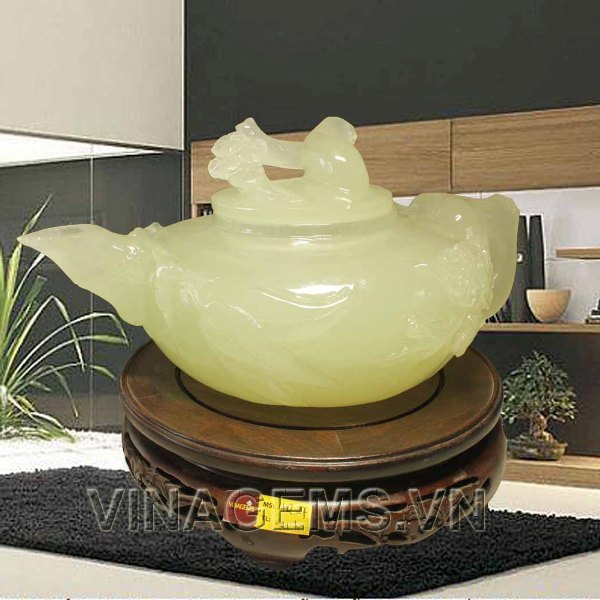 Ấm ngọc
