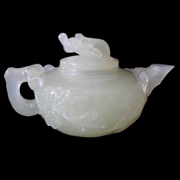 Ấm ngọc