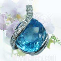 Mặt dây topaz
