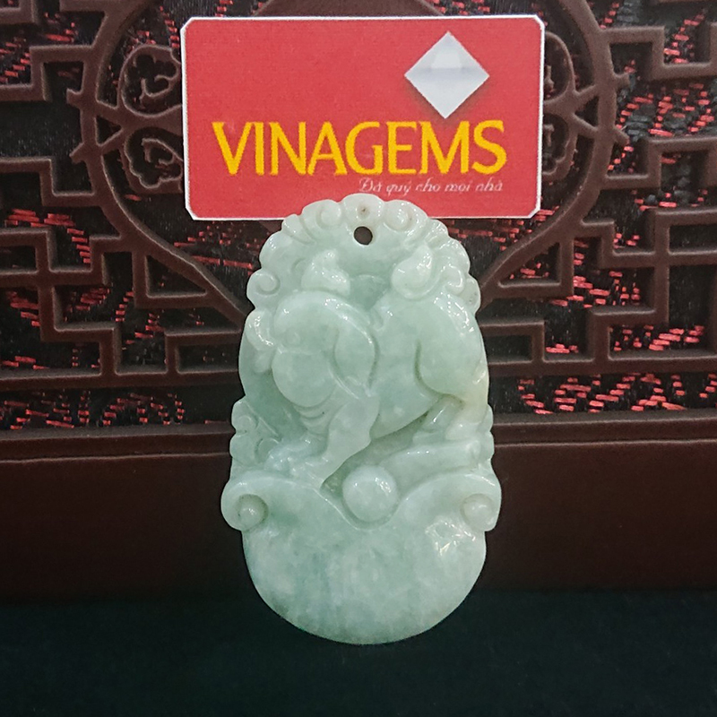 Mặt dây con giáp cho người tuổi thân