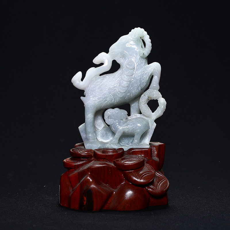 Dê mẹ con ngọc cẩm thạch (jadeite)